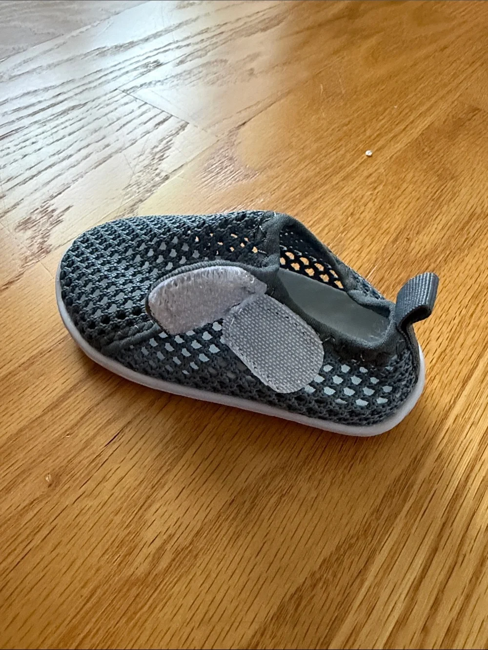 NEW FEETCITY MeshWater Shoes - Gray
